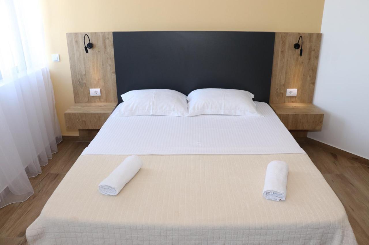 Eagles Apartments & Suites Улцинь Экстерьер фото
