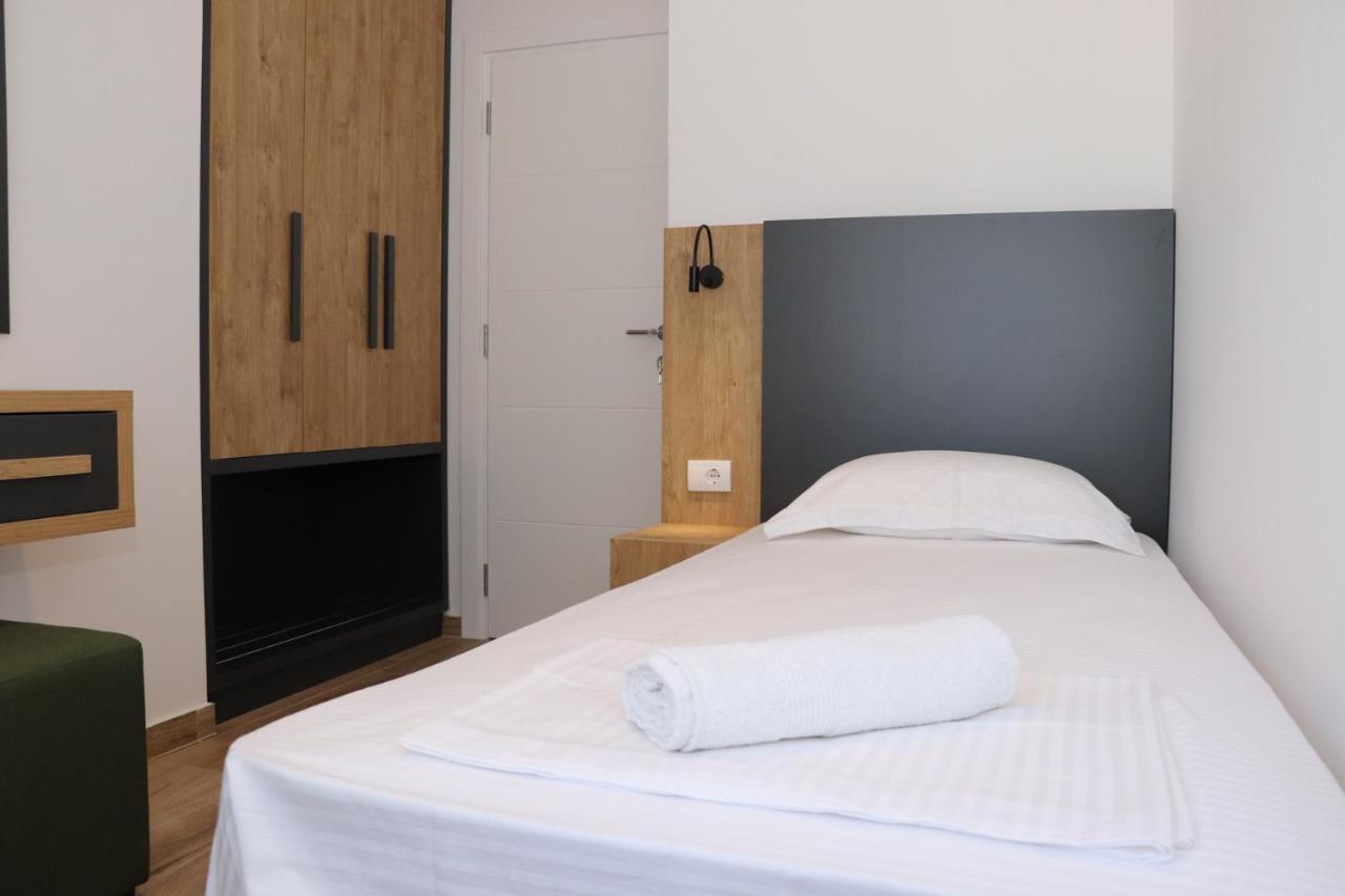 Eagles Apartments & Suites Улцинь Экстерьер фото