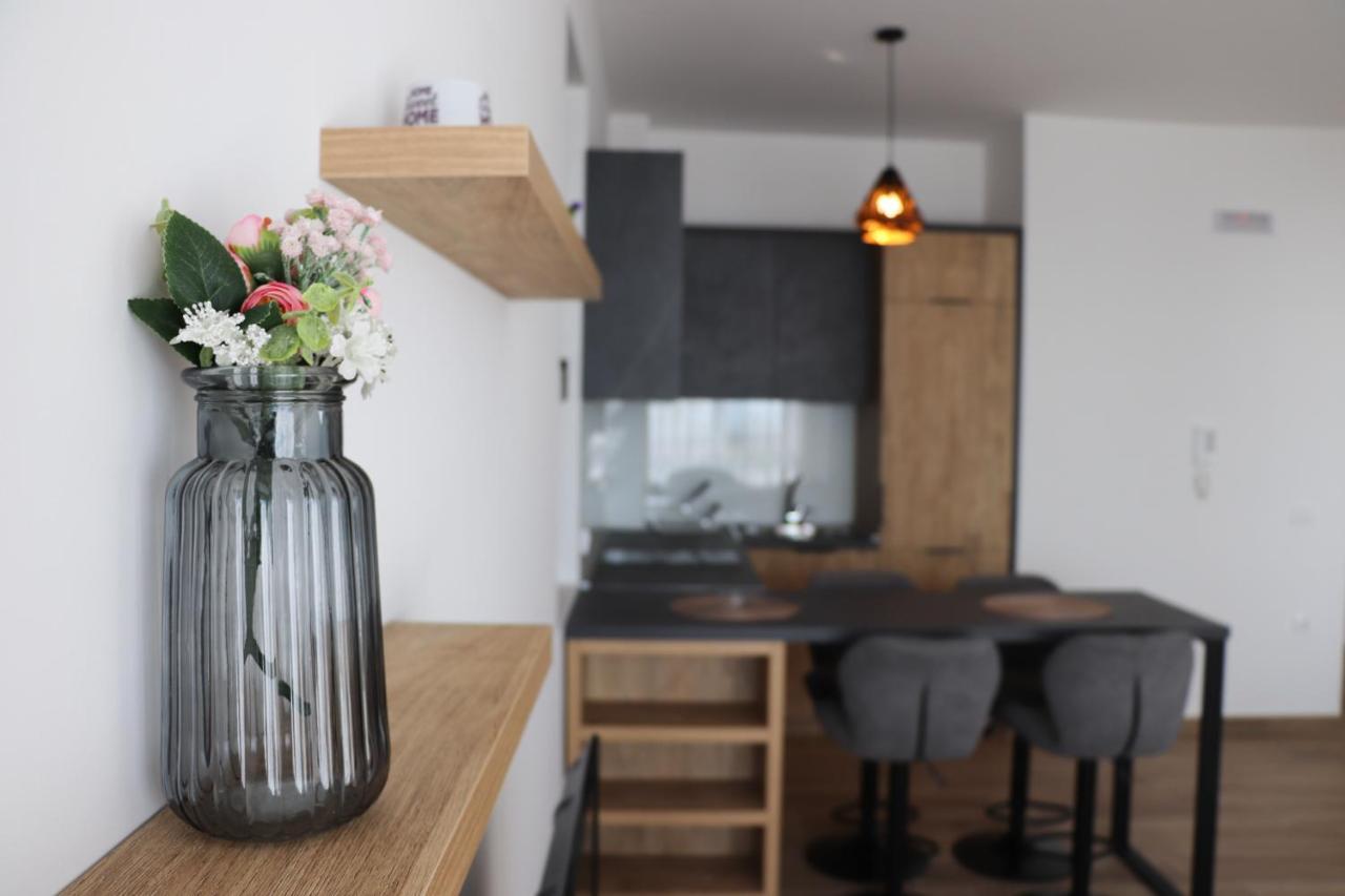 Eagles Apartments & Suites Улцинь Экстерьер фото